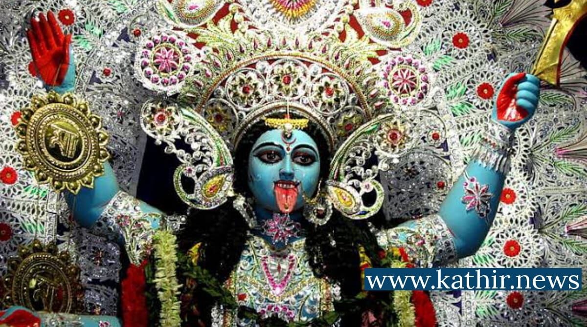 காளி தேவிக்கு செம்பருத்தி வைத்து வழிபடுவது ஏன் ? ஆச்சரிய உண்மைக்கள்