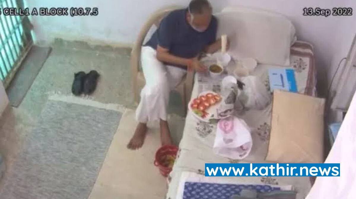 மசாஜ் வசதியை தொடர்ந்து டெல்லி மந்திரிக்கு சிறையில் விசேஷ உணவு - சிறையில் ராஜ வாழ்க்கையை அனுபவிக்கும் அமைச்சர்