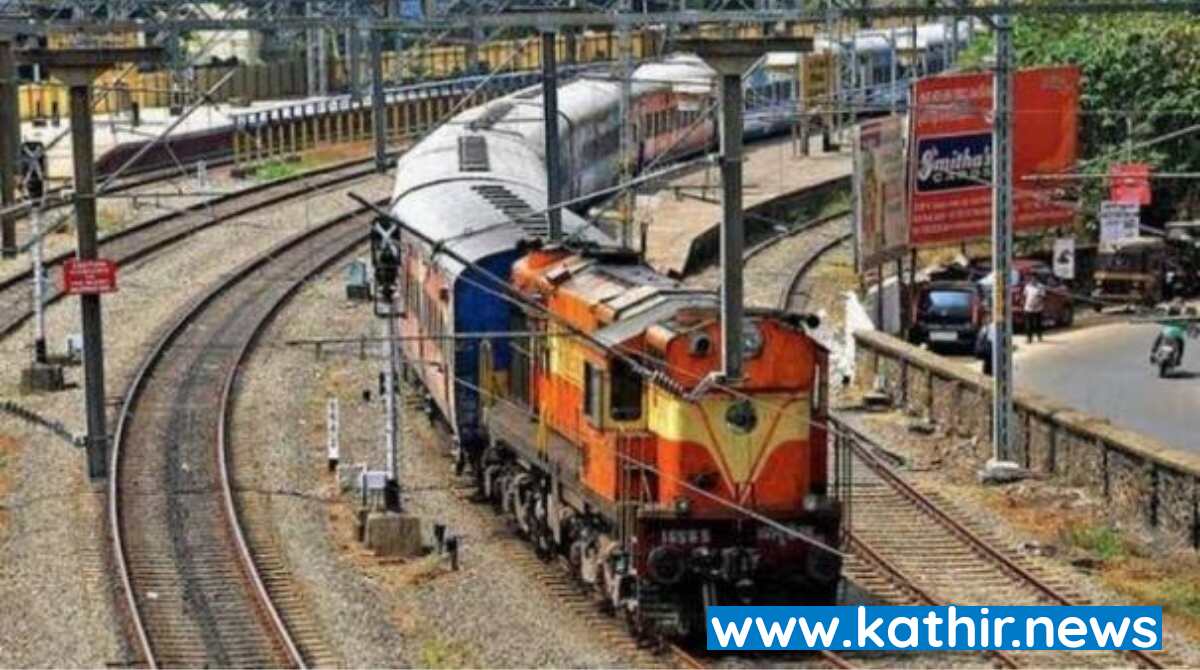 சரக்கு ஏற்றும் சேவை மூலம் கடந்த எட்டு மாதங்களில் ரயில்வேக்கு ஒரு லட்சம் கோடி வருமானம் - அசத்தும் மத்திய அரசு