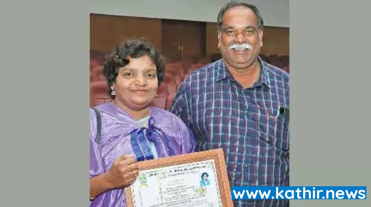 காதல் மனைவியை படிக்க வைத்து 12 பட்டங்களை பெற வைத்த தனியார் நிறுவன டிரைவர் - நிர்மலா சீதாராமன் பாராட்டு
