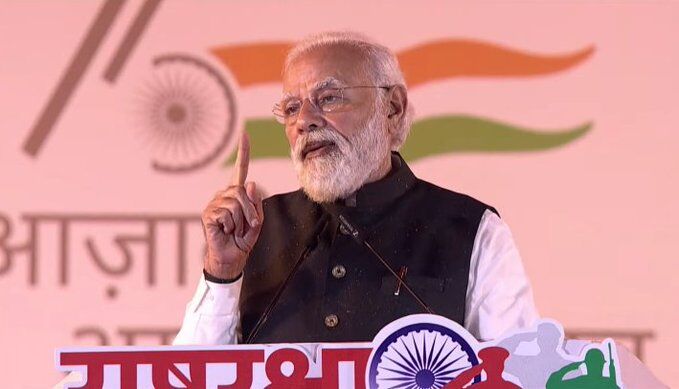 கடந்த 9 ஆண்டுகளில்  வாரந்தோறும் ஒரு பல்கலைக்கழகம் - இதுவரை அரசுகள் படைக்காத சாதனை!