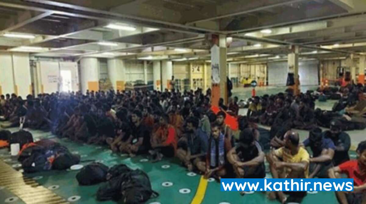 152 Sri Lankan Tamils ​​who were rescued at sea near Vietnam have returned home.