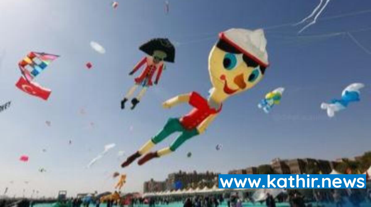 குஜராத்தில் சர்வதேச பட்டம் விடும் திருவிழா தொடங்கியது - பிரதமர் மோடியின் தலைமையின் கீழ் குஜராத்தில் வளர்ச்சிப் பட்டம் புதிய உயரங்களை கடந்து வருகிறது என முதல் மந்திரி புகழாரம்