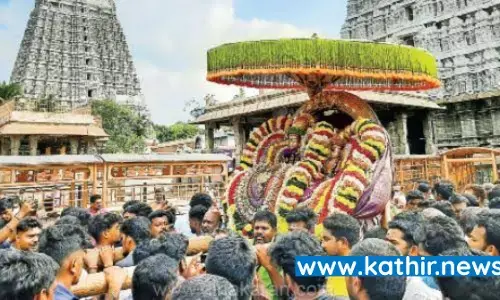 கணவன் மனைவி ஒற்றுமையை வலியுறுத்தும் திருவண்ணாமலையில் நடந்தேறும் திருவூடல் திருவிழா