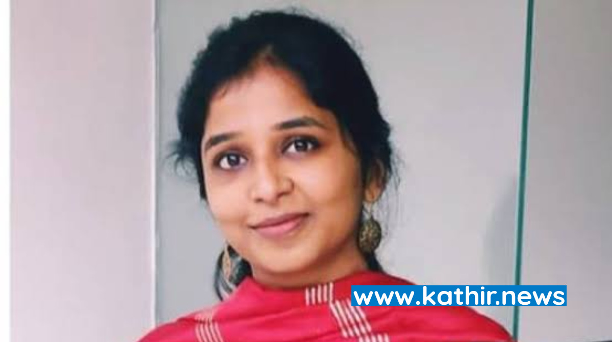 சர்ச்சை டாக்டர் ஷர்மிகாவிடம் அதிகாரிகள் விசாரணை