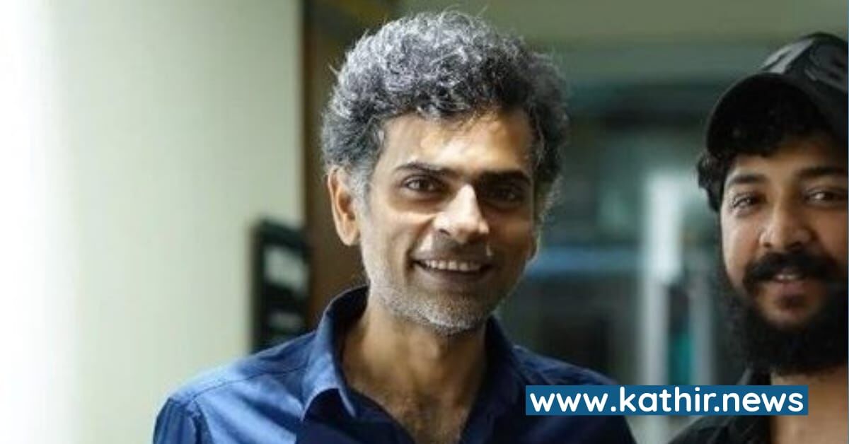 நான் உங்கள் அடிமை இல்லை - கோல்டு திரைப்படத்தின் விமர்சனத்தால் மனம் நொந்த அல்போன்ஸ் புத்திரன்