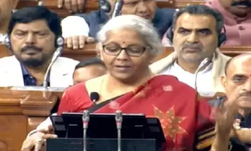 இந்திய தனிநபர்களின் வருமானம் இரட்டிப்பாகி உள்ளது - அசத்தும் நிதி அமைச்சர்! இந்திய தனிநபர்களின் வருமானம் இரட்டிப்பாகி உள்ளது - அசத்தும் நிதி அமைச்சர்!