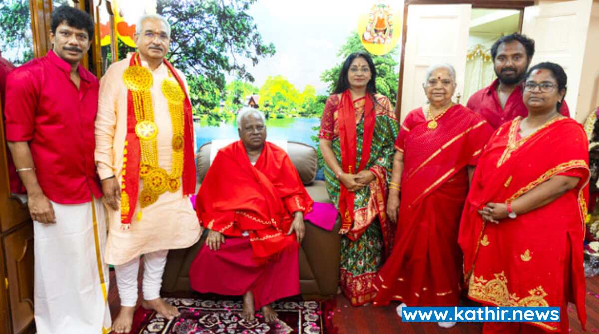 பங்காரு அடிகளார் பிறந்த நாள் விழா - பிரதமர் மோடியின் சகோதரர் பங்கேற்பு