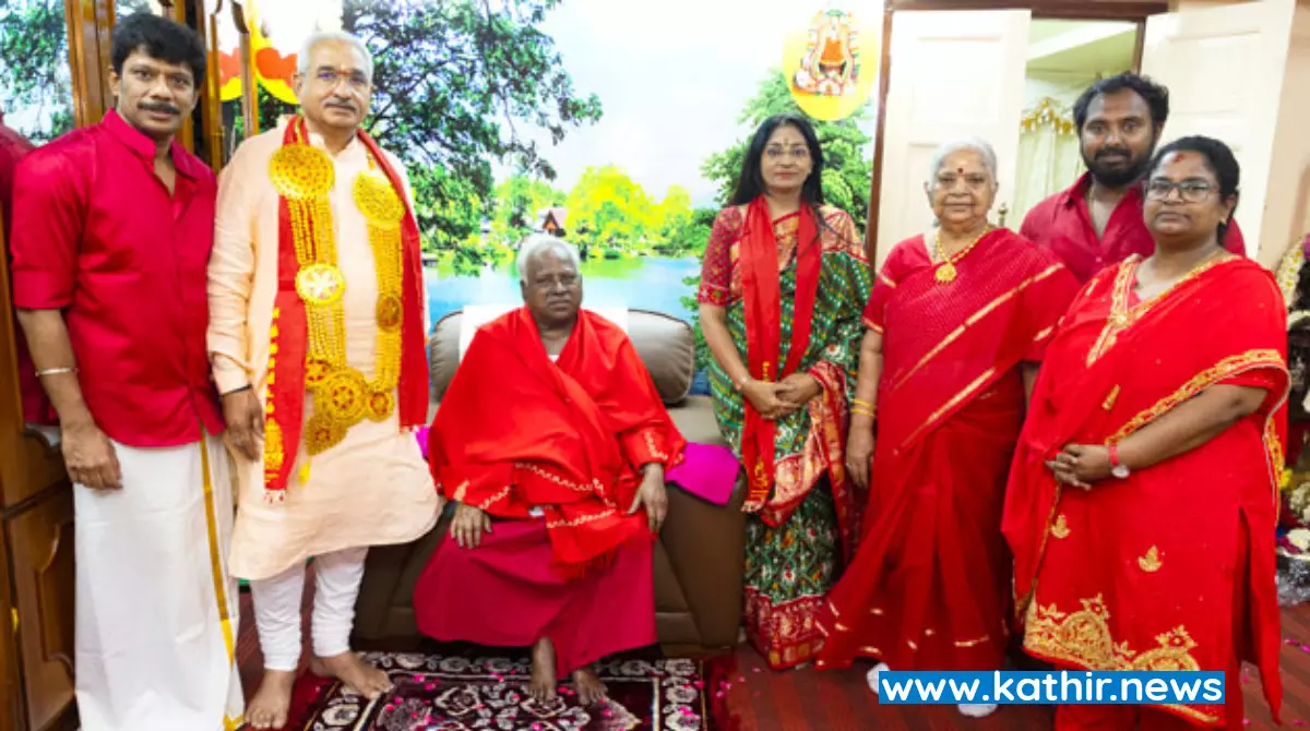 பங்காரு அடிகளார் பிறந்த நாள் விழா - பிரதமர் மோடியின் சகோதரர் பங்கேற்பு பங்காரு அடிகளார் பிறந்த நாள் விழா - பிரதமர் மோடியின் சகோதரர் பங்கேற்பு