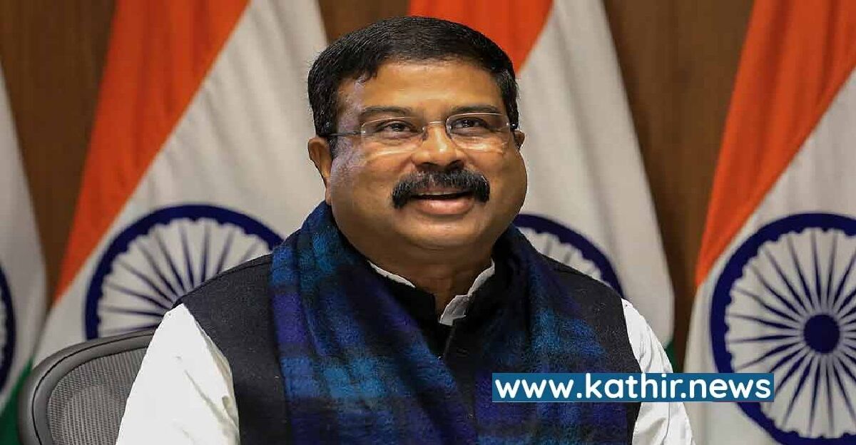 கேந்திரிய வித்யாலயா பள்ளிகளில் தமிழ் புறக்கணிக்கப்படுகிறதா? பொய்யுரைகளுக்கு மத்திய அமைச்சரின் விளக்கம்!