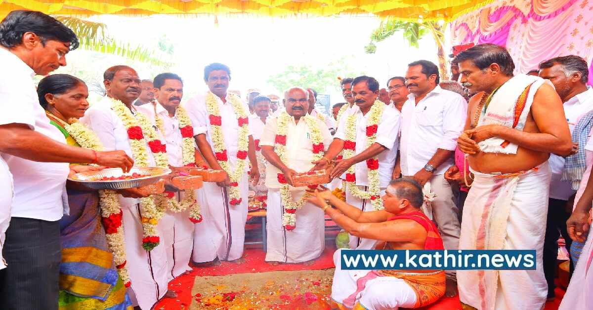 ஸ்டாலின், துர்கா, உதயநிதி பெயரில் பூமி பூஜை: அமைச்சர் மஸ்தான் செயலால் திமுகவில் பரபரப்பு!