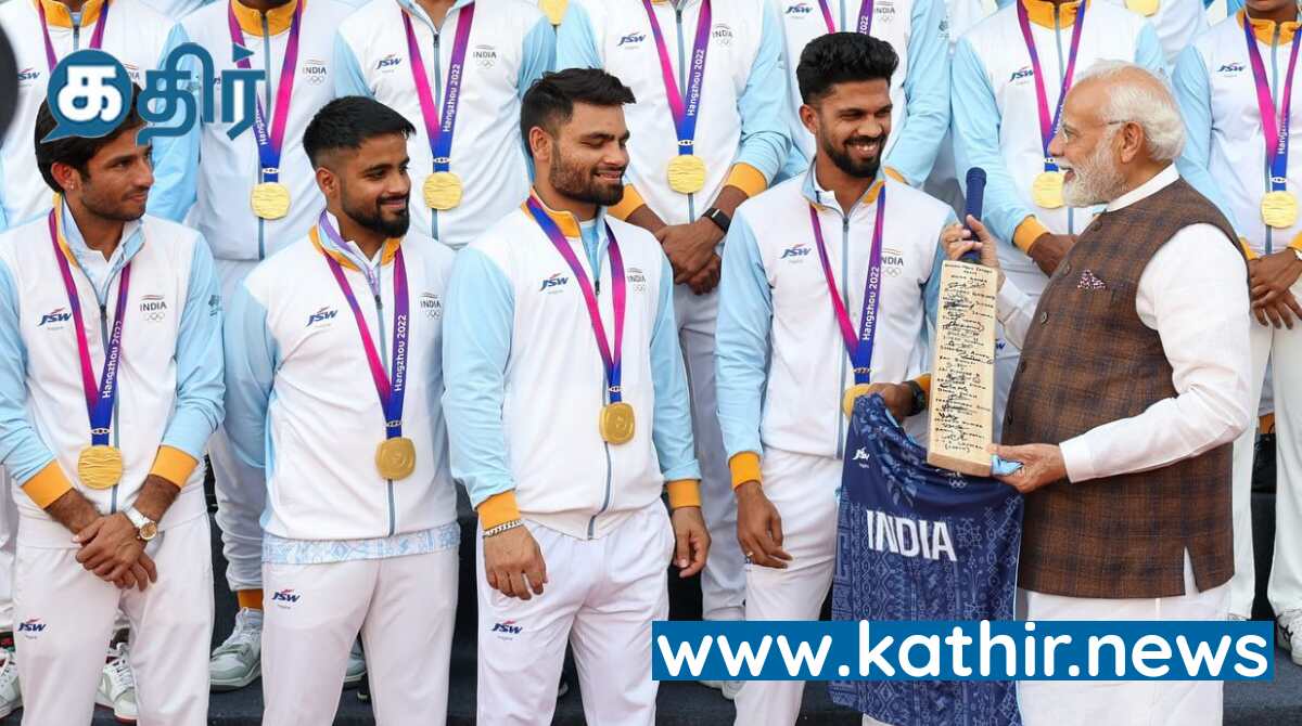 பிரதமரும், ஆசிய விளையாட்டு இந்தியா அணி வீரர்களும்!