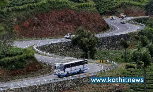 வெளிநாட்டை போன்ற பிரம்மாண்டம்: அசர வைக்கும் மூணாறு - போடிமெட்டு ரோடு! மத்திய அரசுக்கு மணிமகுடம்!