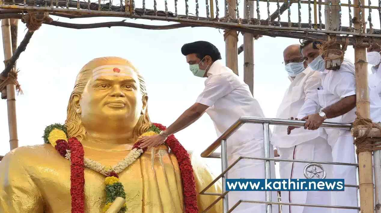 இவர் இருந்த வரையில் திராவிட இயக்கம் இருந்த இடம் தெரியல: வரலாறு பேசும் தேவரின் பின்னணி!
