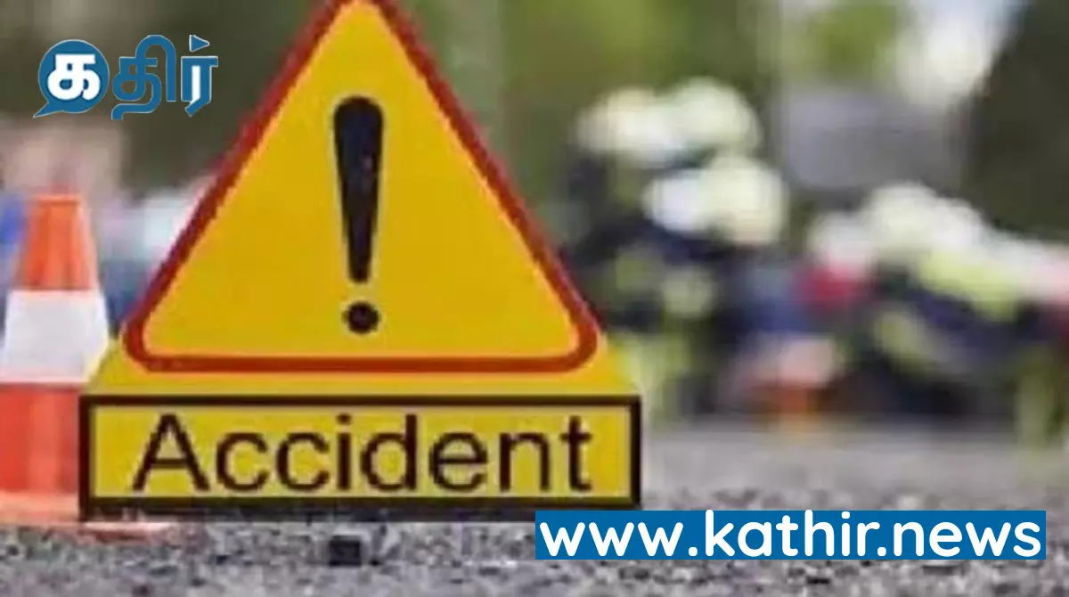 50 அடி ஆழத்தில் மூழ்கிய கண்டெய்னர்!! இன்னும் மீட்கபடாத நிலை!! கதறும் பெற்றோர்கள்! 50 அடி ஆழத்தில் மூழ்கிய கண்டெய்னர்!! இன்னும் மீட்கபடாத நிலை!! கதறும் பெற்றோர்கள்!