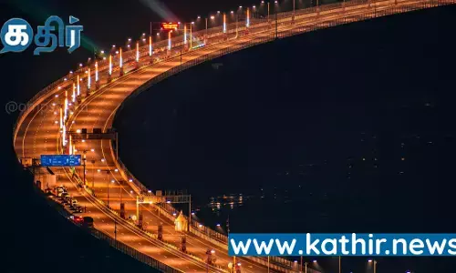 நம்புங்க இதுவும் இந்தியாதான்....! அடல் சேது கொடுத்து கெத்து காட்டும் மோடி அரசு.