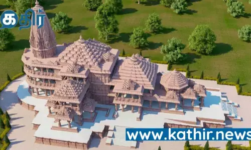 மும்பையில் இருந்து பாதயாத்திரையில் அயோத்திக்கு வந்த இஸ்லாமிய பெண்!