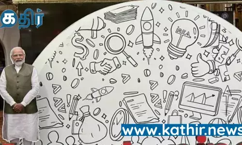 பிரதமர் புகைப்படத்துடன் செல்பி பாயிண்ட்கள்! இடம் தர மறுக்கும் தமிழக அரசு! பிரதமர் புகைப்படத்துடன் செல்பி பாயிண்ட்கள்! இடம் தர மறுக்கும் தமிழக அரசு!