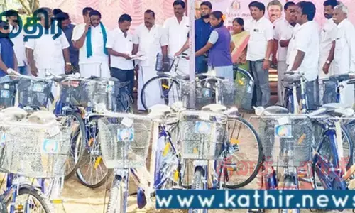 தரமற்ற திமுக அரசின் இலவச சைக்கிள்கள்! மறு விற்பனை கடைகளில் முடியும் அவலம்!