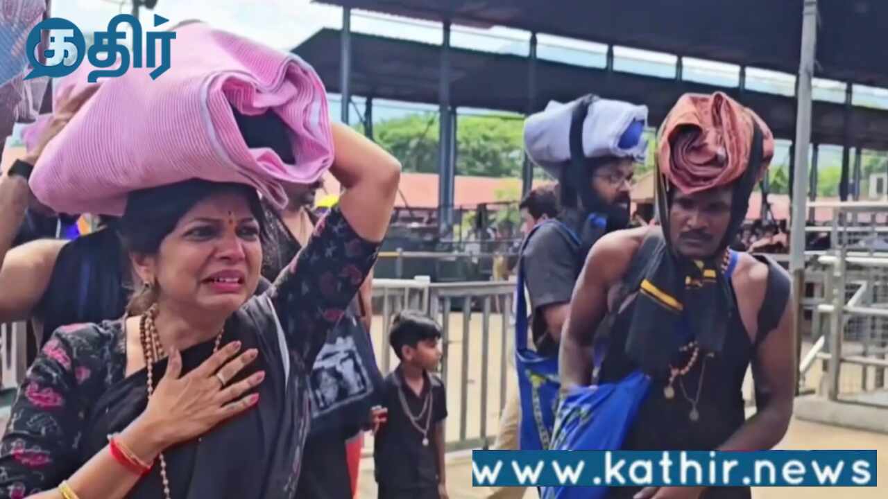 ஆனந்த கண்ணீருடன் 50 ஆண்டுகால வேண்டுதலை நிறைவேற்றிய சௌமியா அன்புமணி!