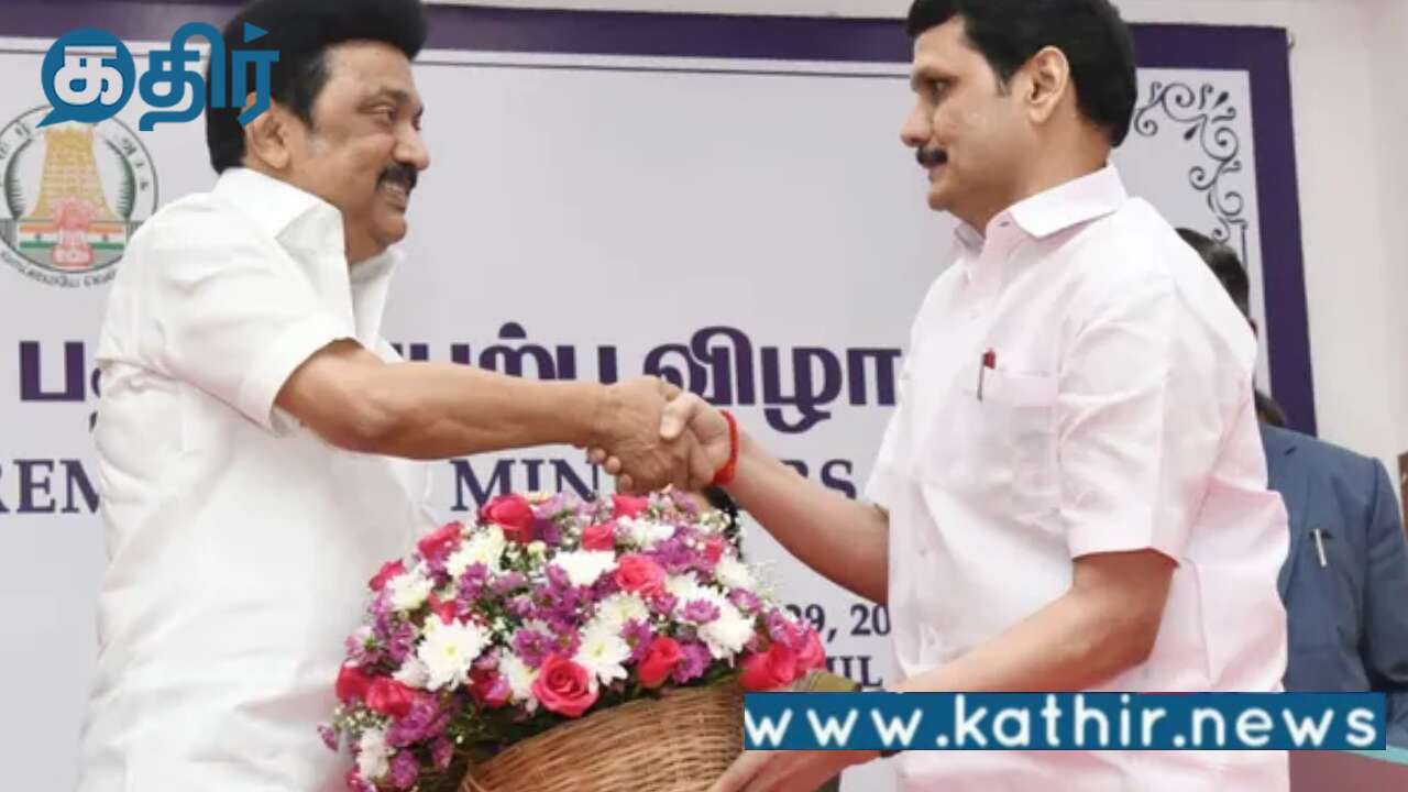 பொய் சொல்லி உச்சநீதிமன்றத்தையே ஏமாற்றியுள்ள சாராய அமைச்சர்,பதவியிலிருந்து நீக்க வேண்டும்:அண்ணாமலை வலியுறுத்தல்!