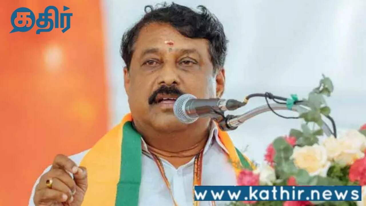 ஜனவரி 1 அன்று உற்சாகமாக வாழ்த்துகளை பகிரும் முதல்வர் சித்திரை 1 அன்று மௌன விரதம் இருப்பது ஏன்?நயினார் நாகேந்திரன் கேள்வி!