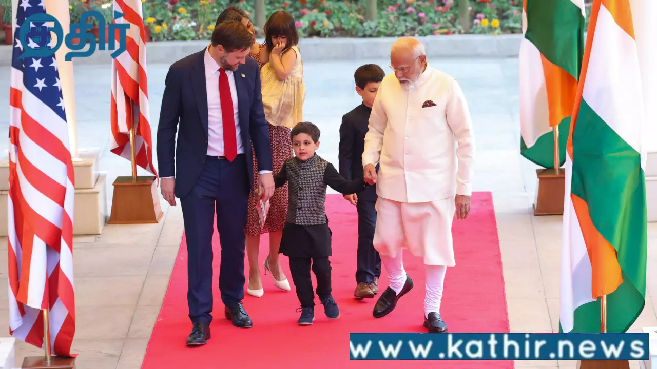 இந்திய அழகை ரசிக்கும் அமெரிக்க துணை அதிபர்:ஜெய்பூர்,ஆக்ரா பயணம்! இந்திய அழகை ரசிக்கும் அமெரிக்க துணை அதிபர்:ஜெய்பூர்,ஆக்ரா பயணம்!