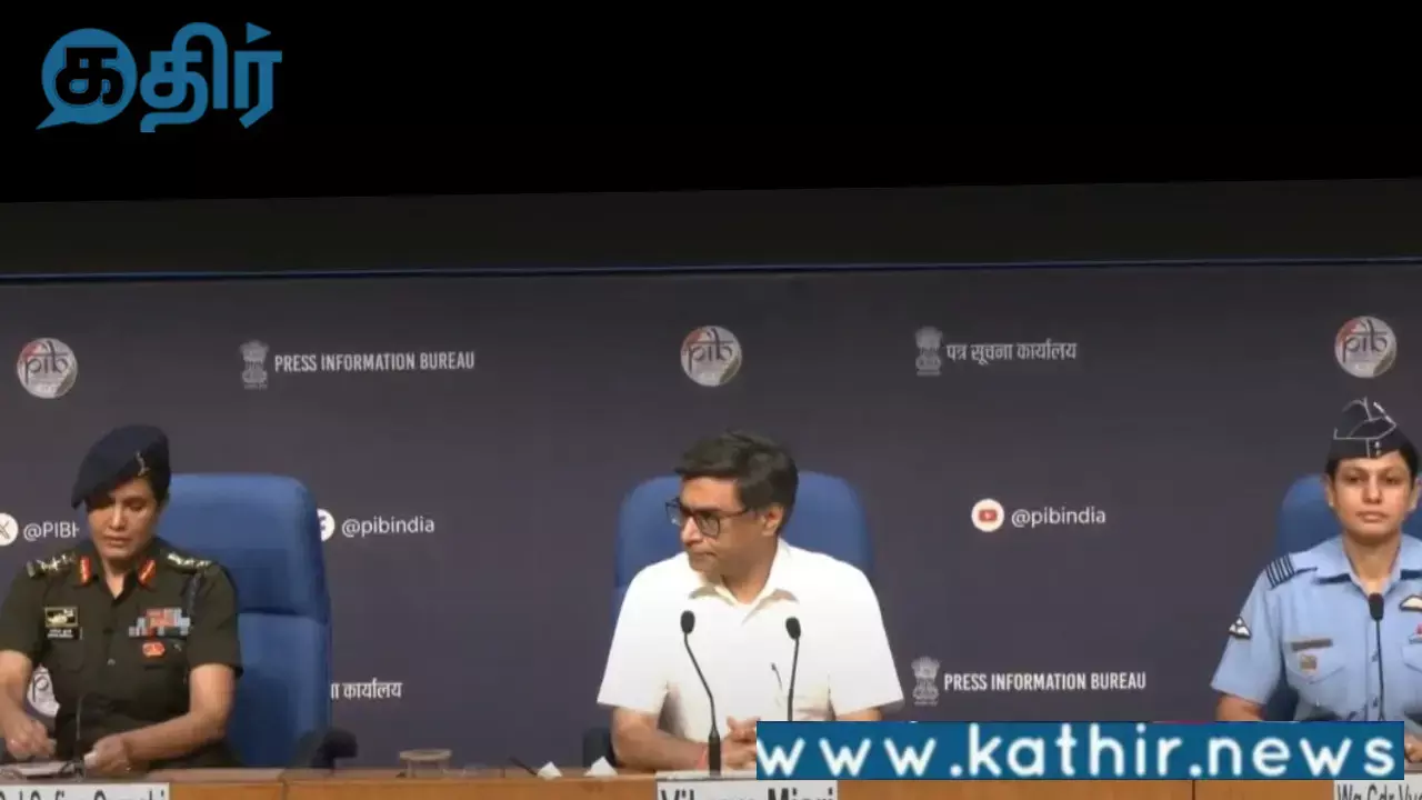 ஆபரேசன் சிந்தூர்:கெத்தாக கர்ஜித்த நாரிசக்தி!