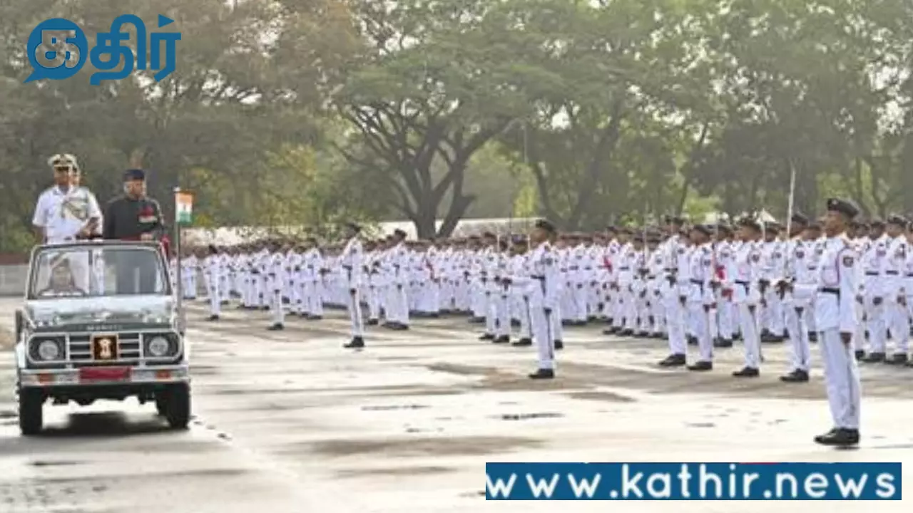 தேசிய பாதுகாப்பு அகாடமி புதிய சாதனை:முதல் முறையாக 148-வது பயிற்சி வகுப்பை நிறைவு செய்த 17 பெண் வீராங்கனைகள்! தேசிய பாதுகாப்பு அகாடமி புதிய சாதனை:முதல் முறையாக 148-வது பயிற்சி வகுப்பை நிறைவு செய்த 17 பெண் வீராங்கனைகள்!