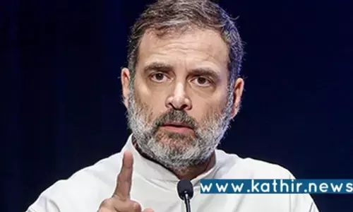 சாவர்க்கர் ரத்த சம்பந்த உறவுகள் குறித்த கேள்வி: ராகுல்காந்தி மனுவை தள்ளுபடி செய்த நீதிமன்றம்!