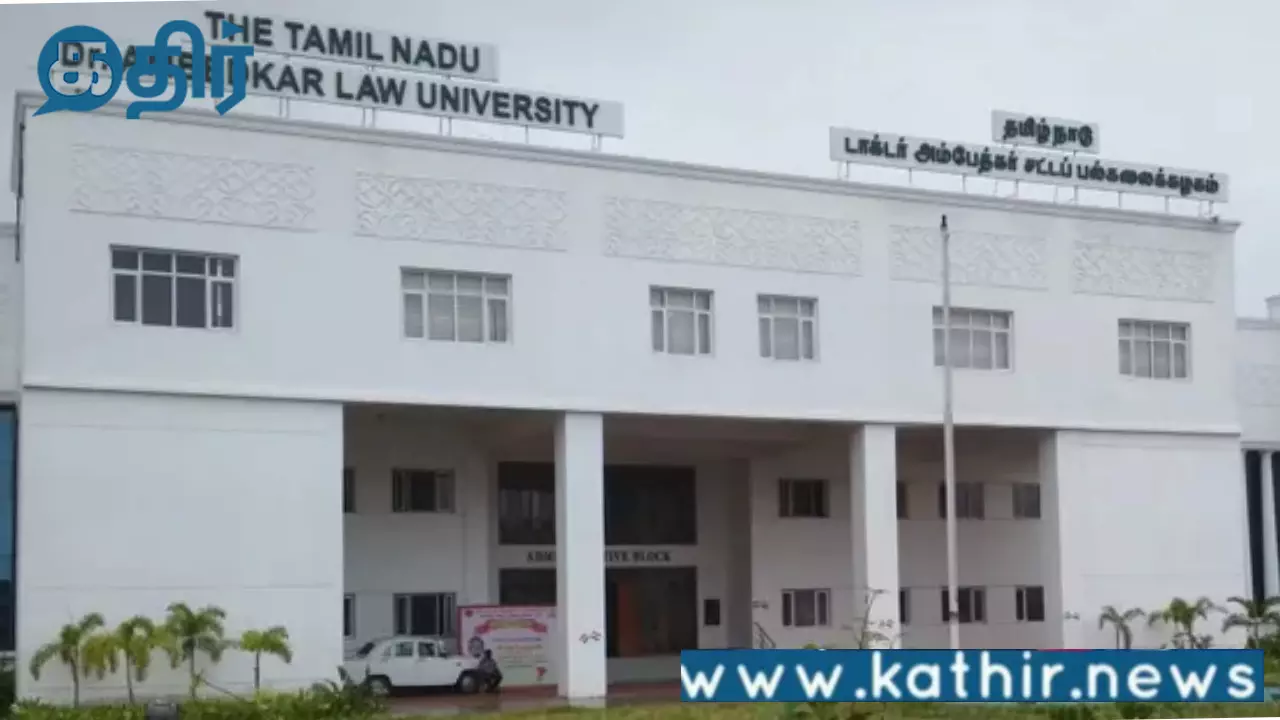 அடிப்படை வசதிகள் கோரி போராட்டத்தில் இறங்கிய அம்பேத்கர் சட்ட கல்லூரி மாணவர்கள்:பாராட்டிக் குரல் கொடுத்த அண்ணாமலை!