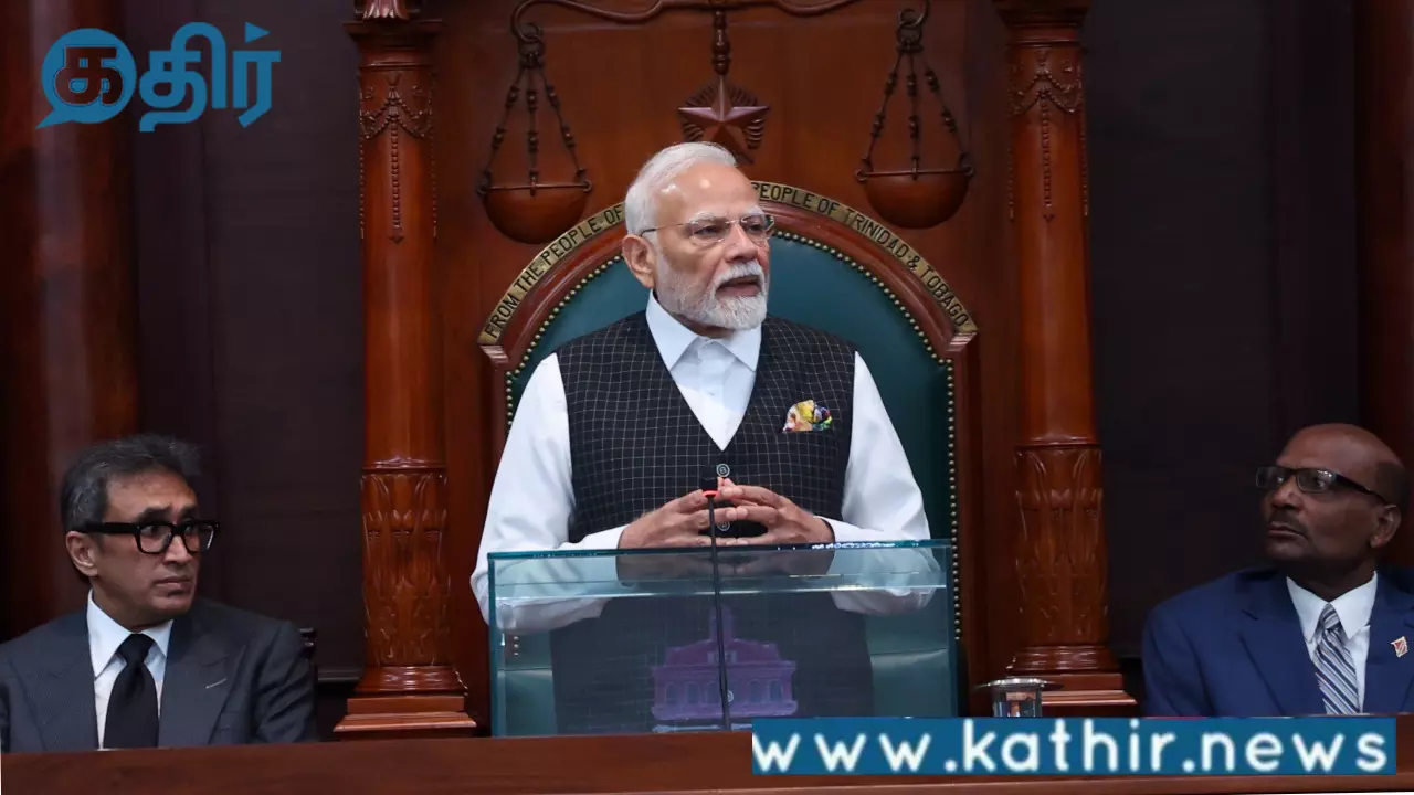 இந்திய மக்கள் ஜனநாயகம் மற்றும் பொருளாதாரம் இரண்டிலும் மகிழ்ச்சியாக இருப்பதாக பியு ஆய்வில் முடிவு!