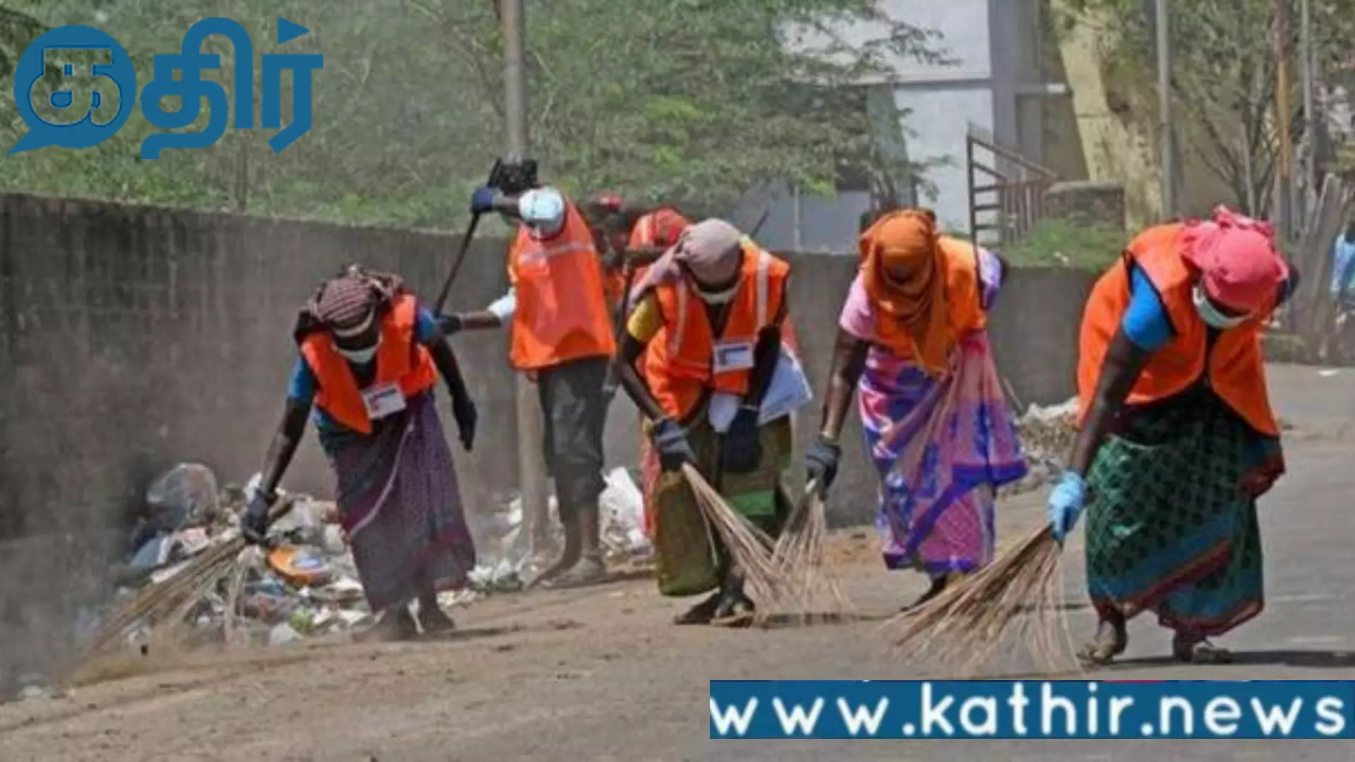 அலட்சியப்படுத்தப்படும் தூய்மை பணியாளர்கள்!! குப்பை மேடாகும் சென்னை!!