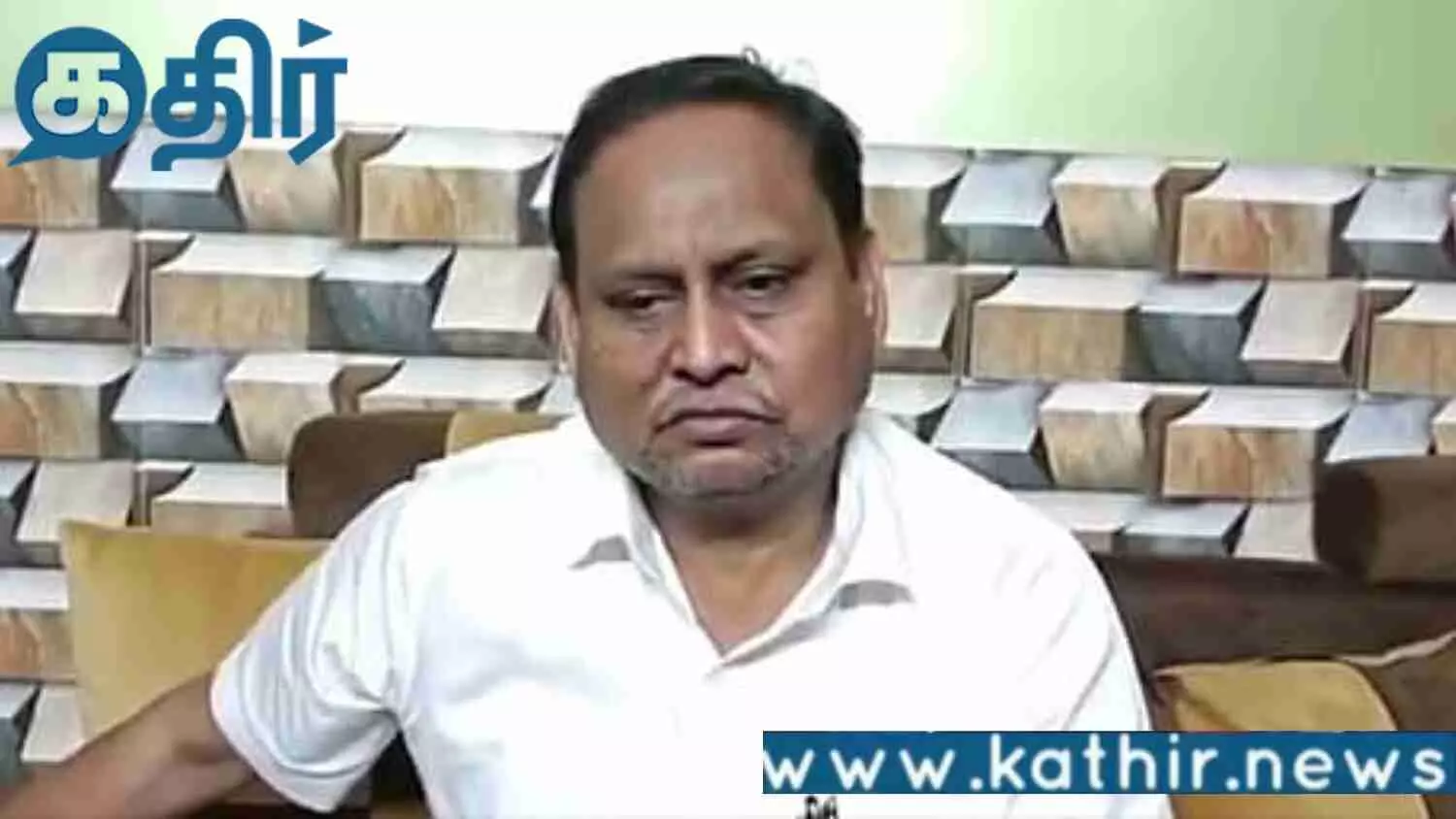 பாபர் மசூதியை மேற்கு வங்கத்தில் கட்டப் போவதாக தெரிவித்த திரிணாமுல் காங்கிரஸின் எம்.எல்.ஏவால் ஏற்பட்ட பரபரப்பு!!