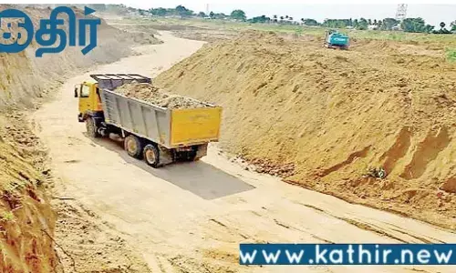 அதிகாரிகளின் உதவியுடன் நடக்கும் மணல் கொள்ளை! உரிய நடவடிக்கை எடுக்க தமிழக அரசுக்கு நீதிமன்றம் வலியுறுத்தல்!