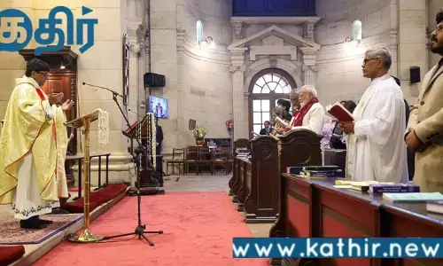 கிறிஸ்துமஸ் விழாவில் பிரதமர் மோடி பங்கேற்று வாழ்த்து!!