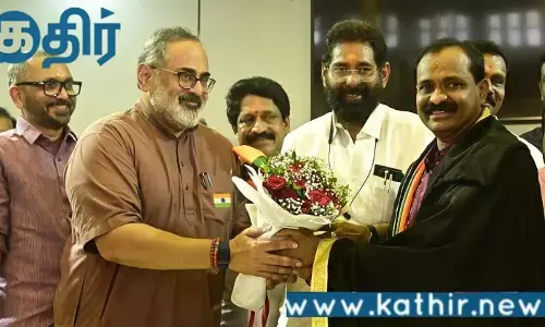 கேரளா திருவனந்தபுரம் மேயராக பாஜக வி.வி.ராஜேஷ் பதவியேற்பு!!