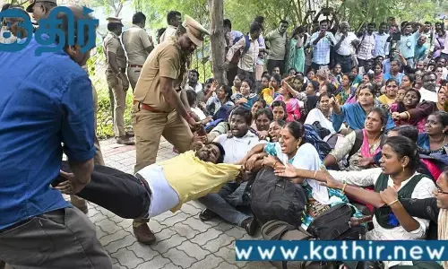 இடைநிலை ஆசிரியர்கள் போராட்டம்!! திமுக அரசுக்கு அழுத்தம்!! இடைநிலை ஆசிரியர்கள் போராட்டம்!! திமுக அரசுக்கு அழுத்தம்!!