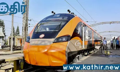 புதிய சகாப்தத்தை தொடங்கிய வந்தே பாரத் படுக்கை வசதி ரயில்!!