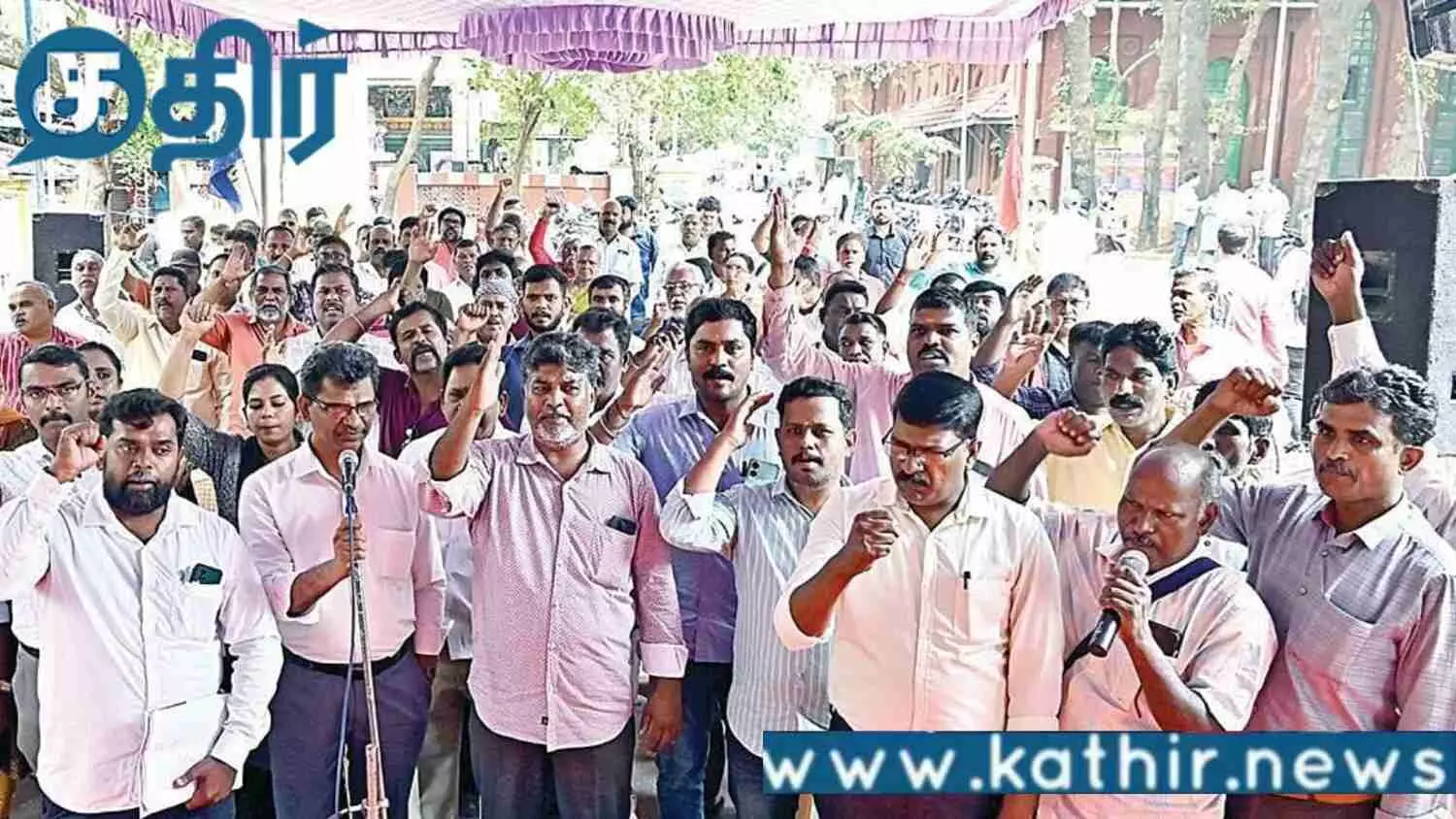 திமுக ஆட்சியில் அரசு ஊழியர்கள் ஏமாற்றம்!! கொடுத்த வாக்கை காப்பாற்ற முடியாததால் ஊழியர்கள் அவதி!! திமுக ஆட்சியில் அரசு ஊழியர்கள் ஏமாற்றம்!! கொடுத்த வாக்கை காப்பாற்ற முடியாததால் ஊழியர்கள் அவதி!!