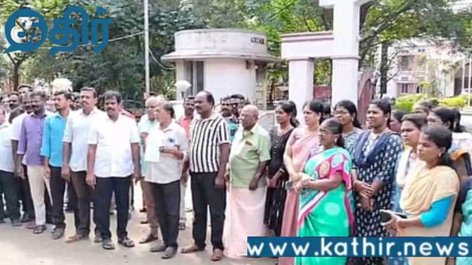 வேட்டி கொள்ளையர்கள் அட்டகாசம்!! பாளையங்கோட்டை பகுதியில் பரபரப்பு!!