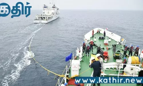 ஈரான் எண்ணெய் கப்பல்கள் பறிமுதல்!! இந்திய கடலோர காவல்படையின் நடவடிக்கை!! ஈரான் எண்ணெய் கப்பல்கள் பறிமுதல்!! இந்திய கடலோர காவல்படையின் நடவடிக்கை!!