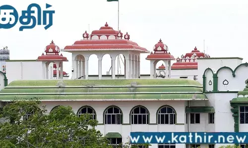 அதிகாரிகள் அரசு சொத்துகளை பாதுகாக்க அக்கறை காட்ட வேண்டும் என உயர் நீதிமன்றம் உத்தரவு!!