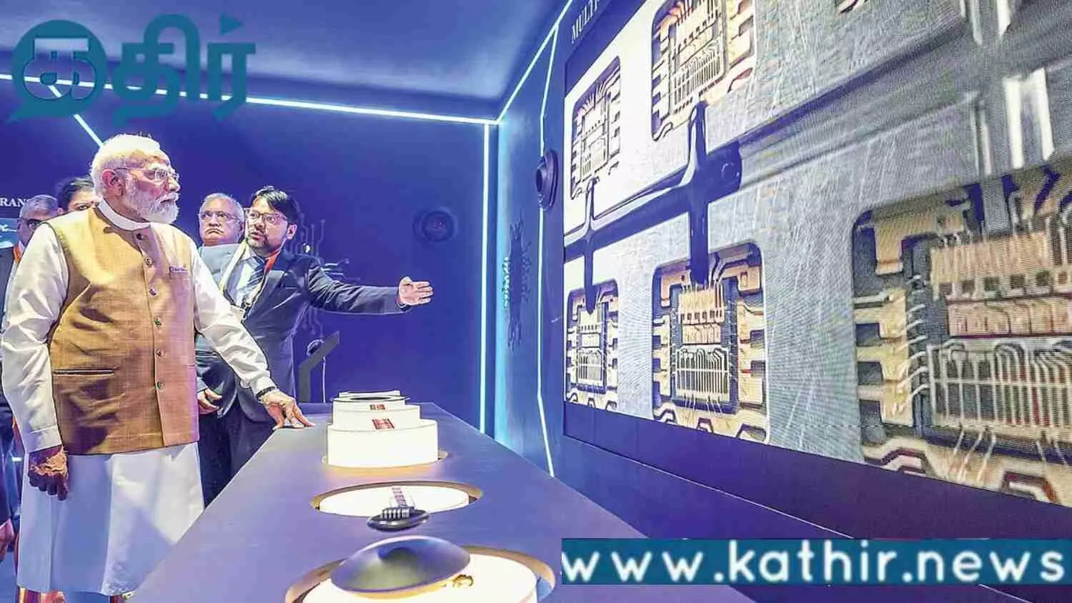 கெய்ன்ஸ் செமிகான் செமி கண்டக்டர் உற்பத்தி ஆலையை பிரதமர் மோடி திறந்து வைத்தார்!!